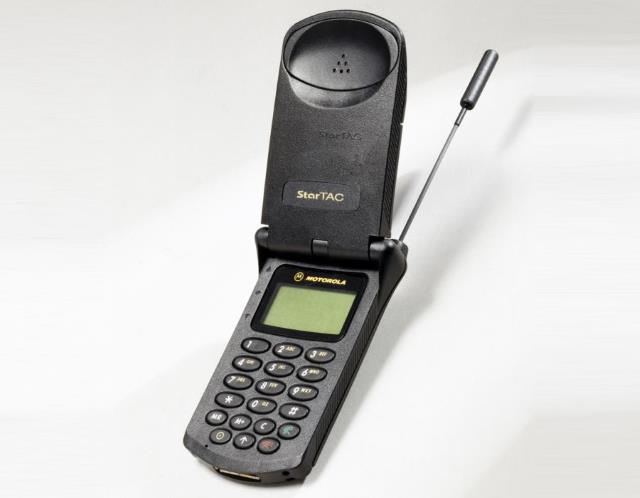 Motorola-StarTAC-130